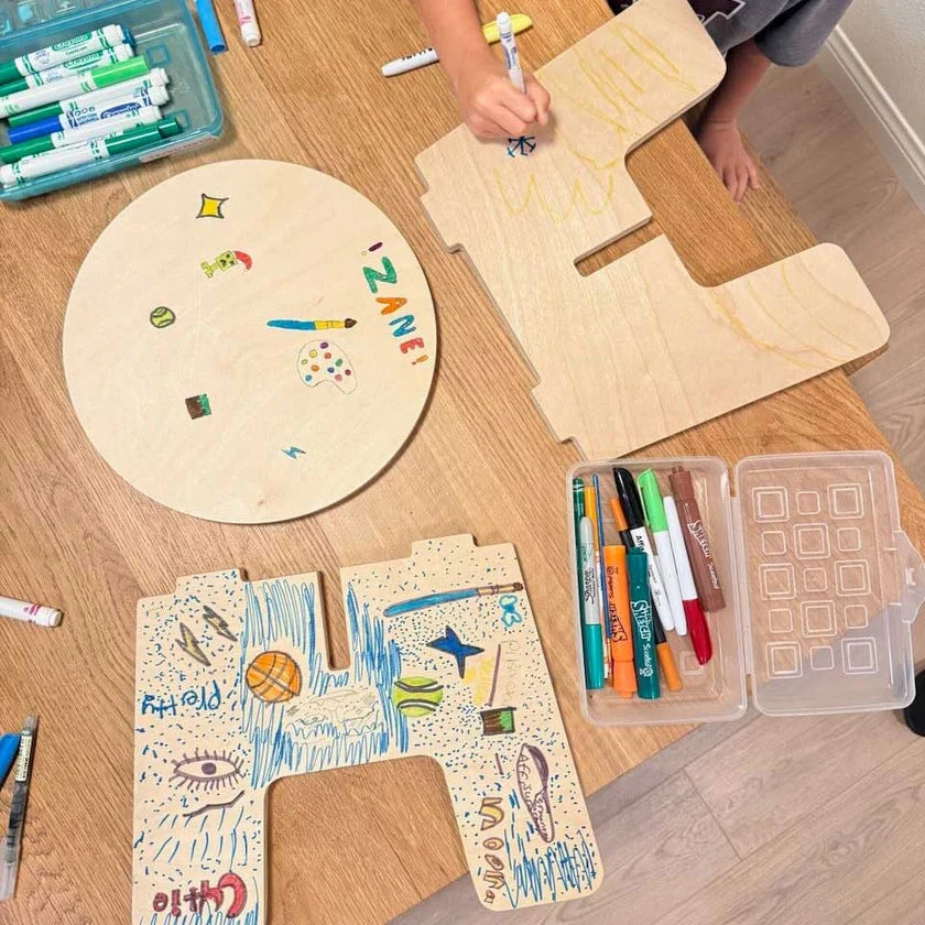 Kleiner Holzhocker für Kleinkinder zum Bemalen